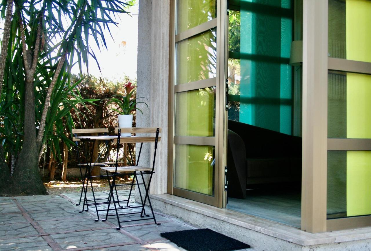 Buenretirope - Confortevoli Appartamentini Con Giardino Pescara Exterior foto